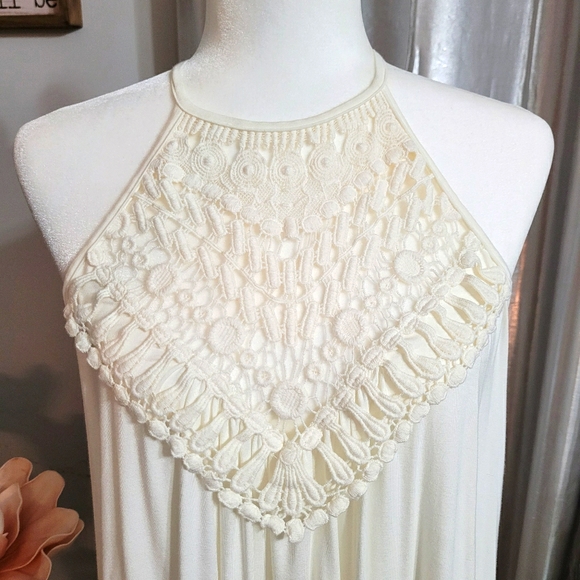 🔖HP🔖🌞4/$20 Crochet Halter Top - Picture 2 of 6